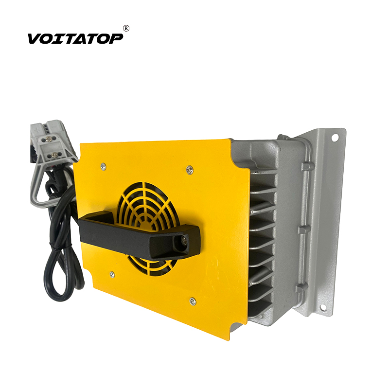 Szybka ładowarka akumulatorów  – 72V 15A Fast Charger recenzja i cena